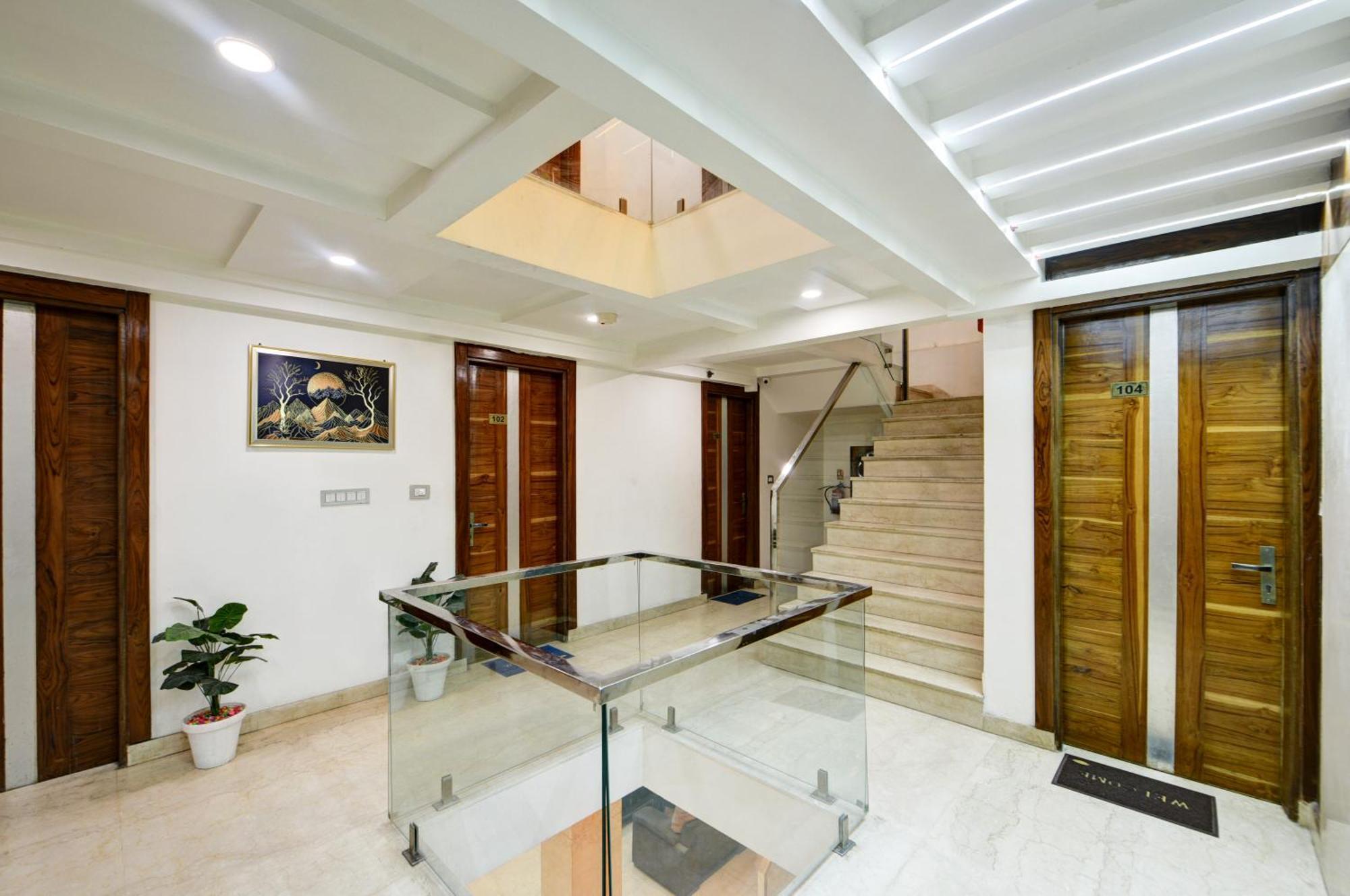 Hotel Kuber International - Train Station 4*
