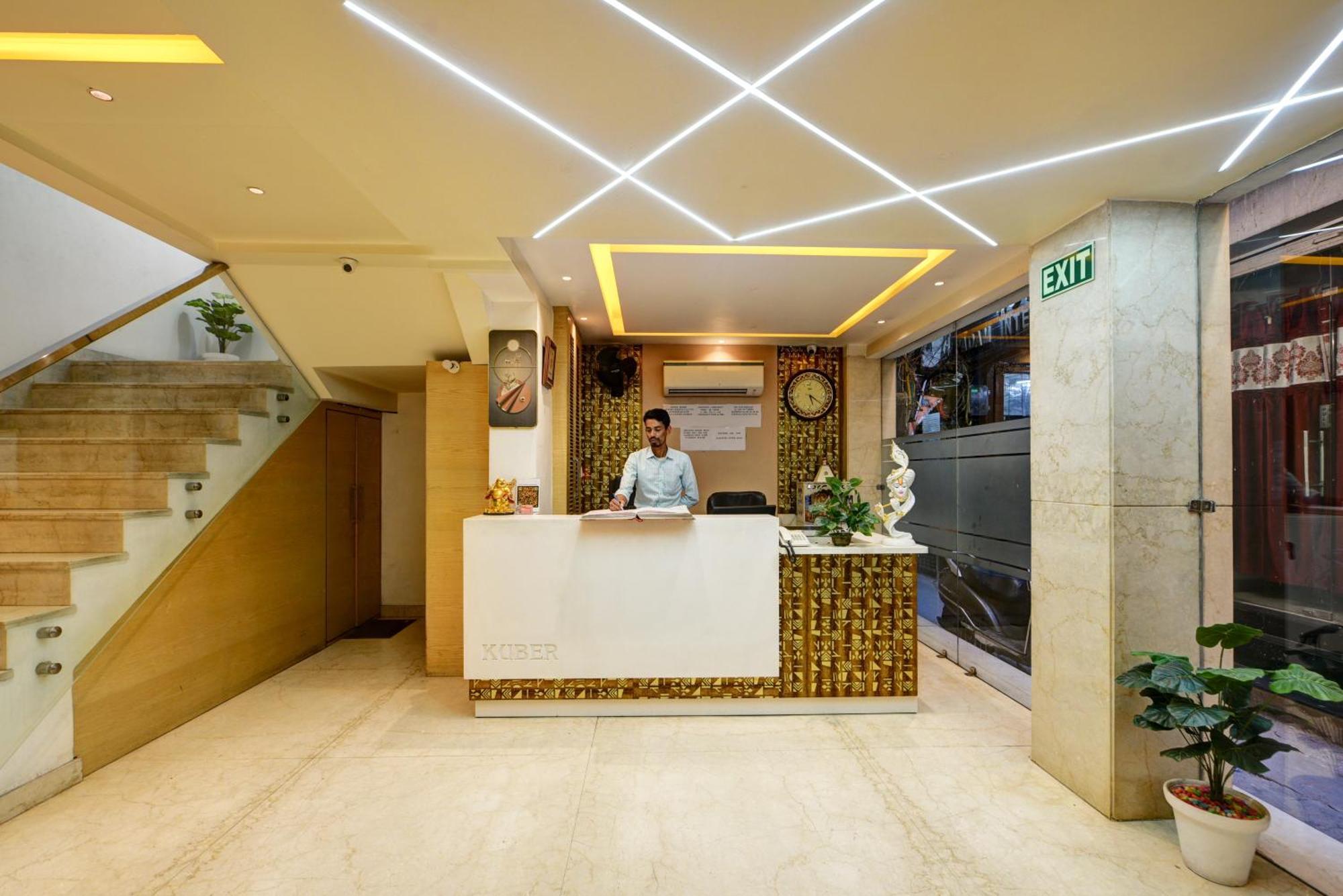 Kuber International - Train Station Hotel New Delhi
