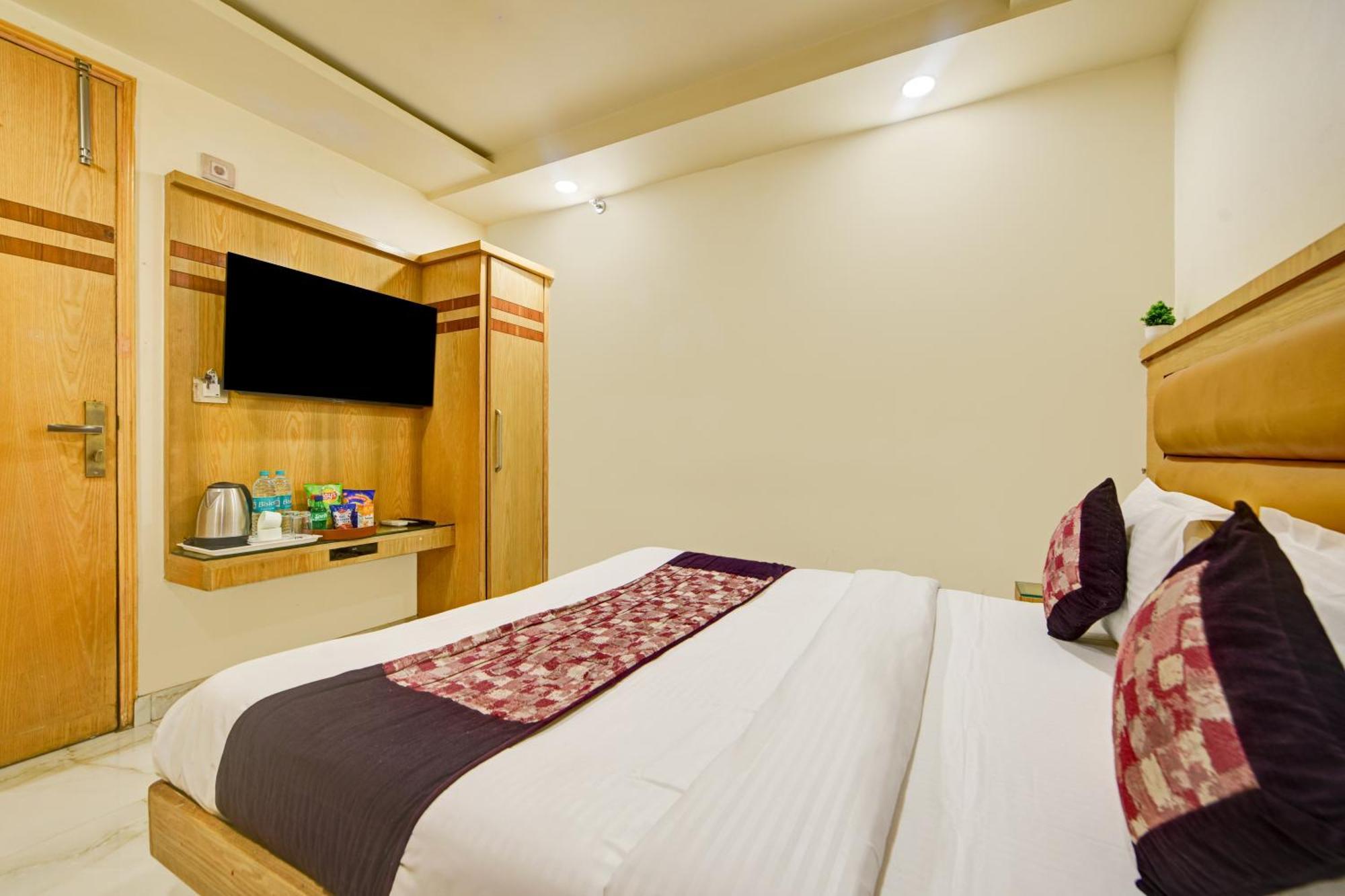 Kuber International - Train Station 4*